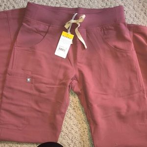 Figs cargo scrub pant bottoms